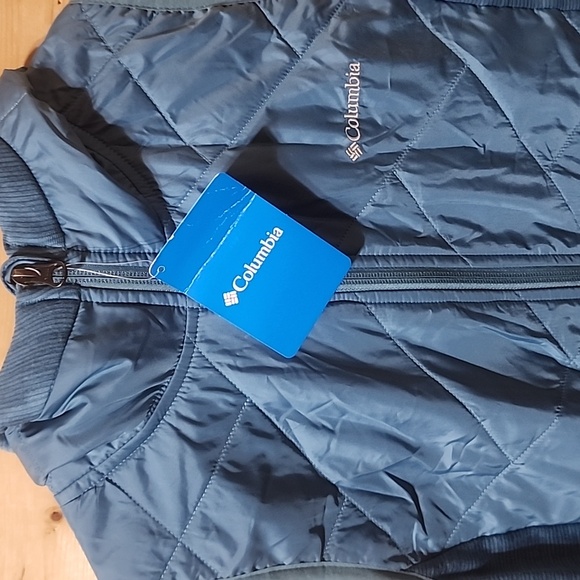 Columbia Womens Vest Size Medium NWT - Picture 3 of 8